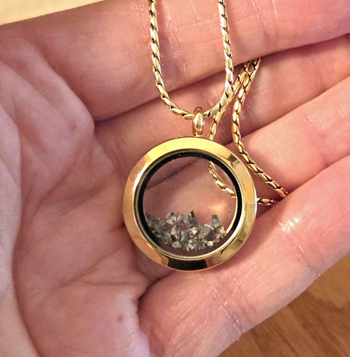 18k gold moon rock - moon,