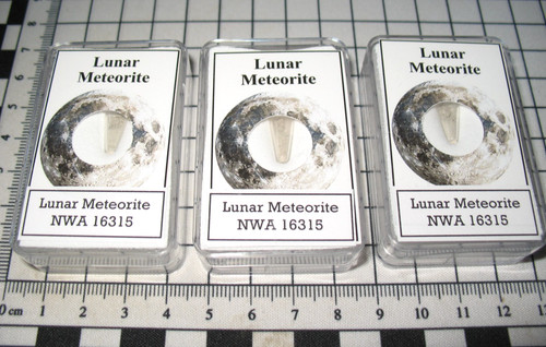 Lunar meteorite moon rock - , dust